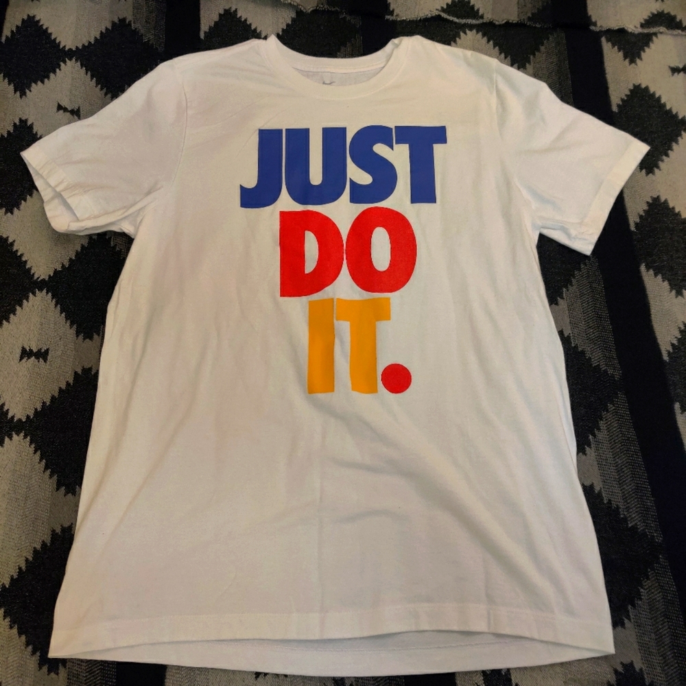Nike Tee shirt